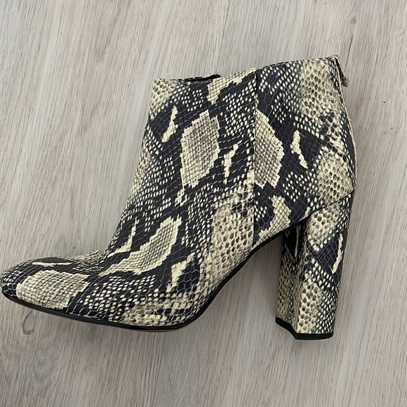 Sam Edelman Snake Print Bootie - Picture 2 of 4